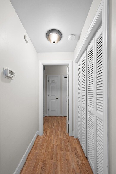 Building Photo - 312 Sloan Rd