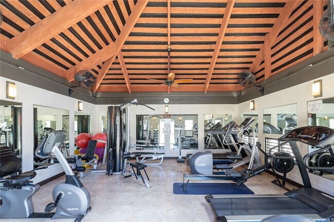 Building Photo - 500 Lunalilo Home Rd