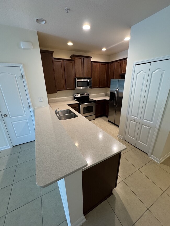 Building Photo - 14241 Oasis Cove Boulevard