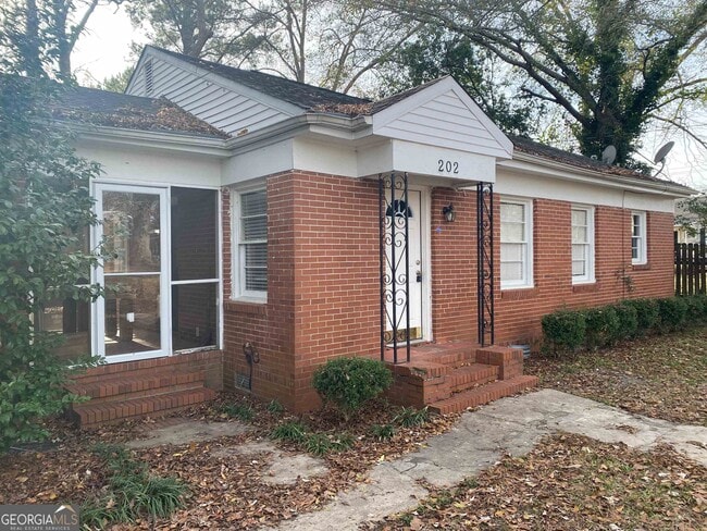 Primary Photo - 202 Academy St