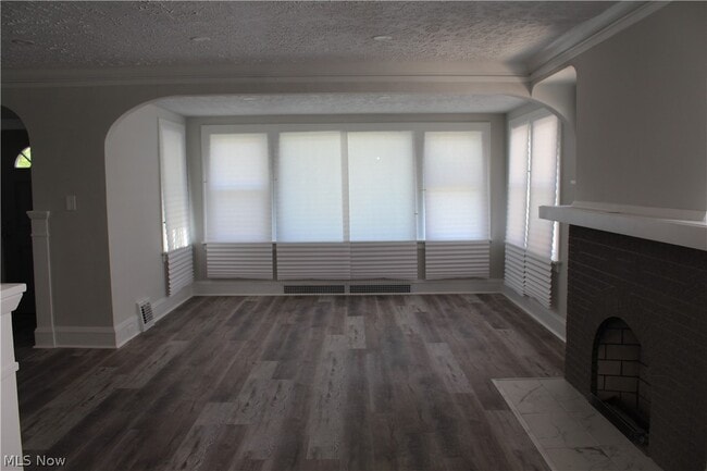 Building Photo - 3629 W 130th St