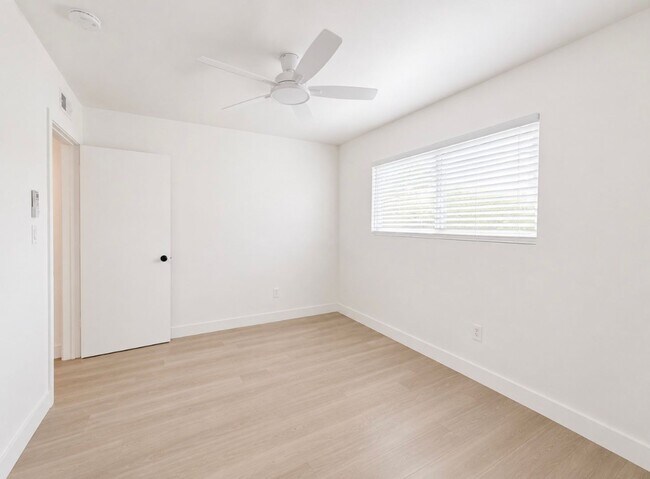 Building Photo - 3667 Agua Dulce Blvd