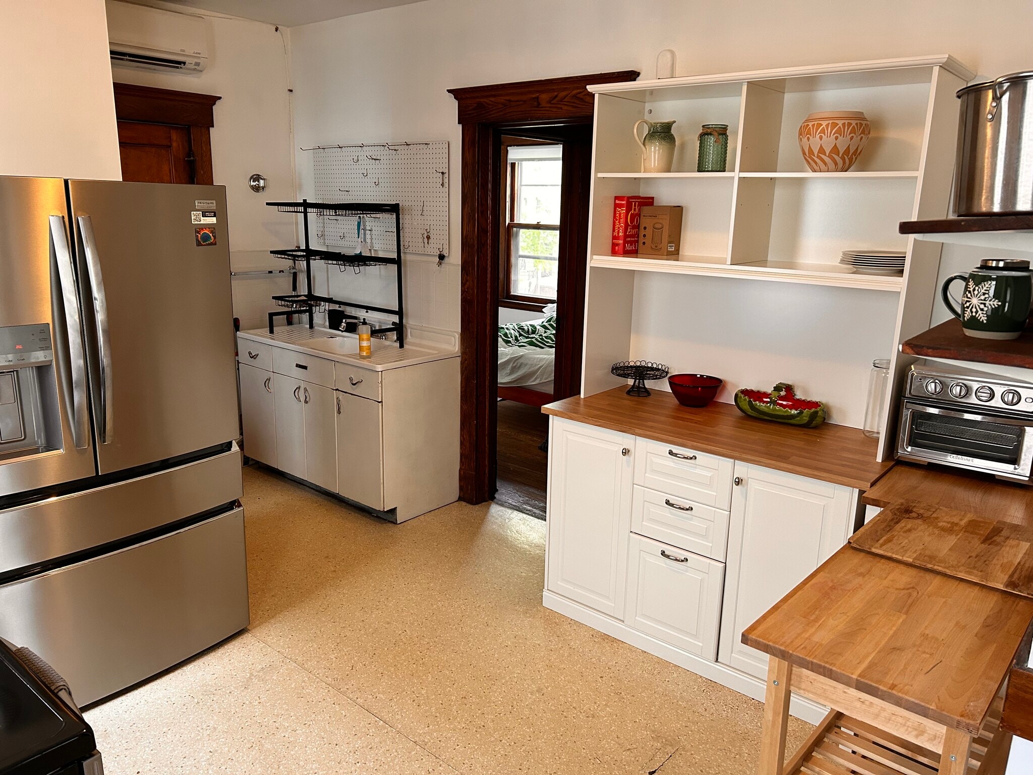 Kitchen - 146 Foster St