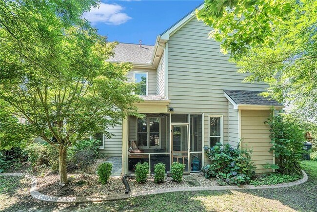 Building Photo - 320 Baymist Dr