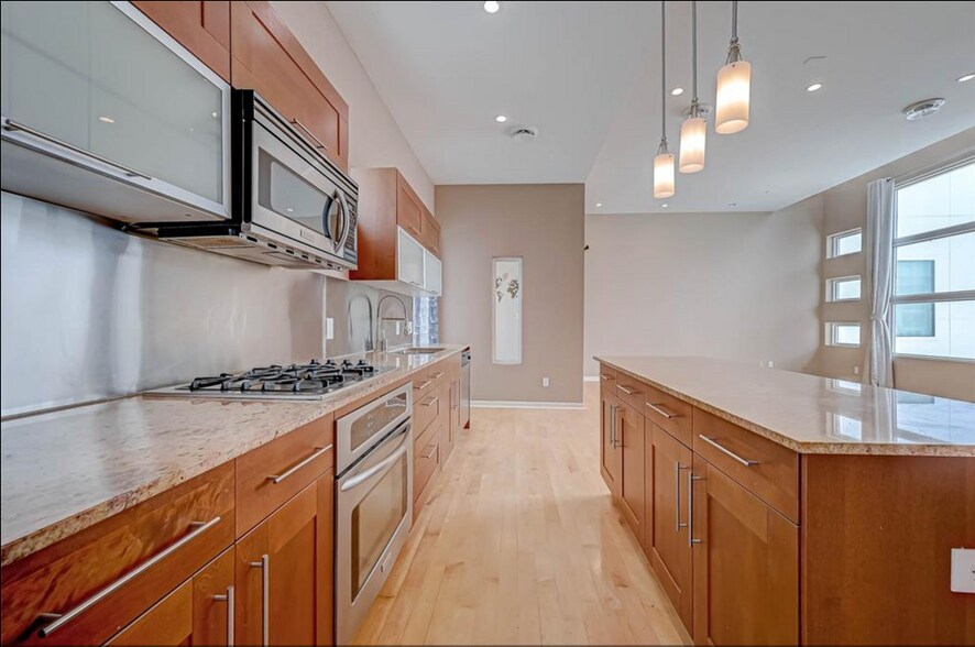Building Photo - 5628 Kiam St