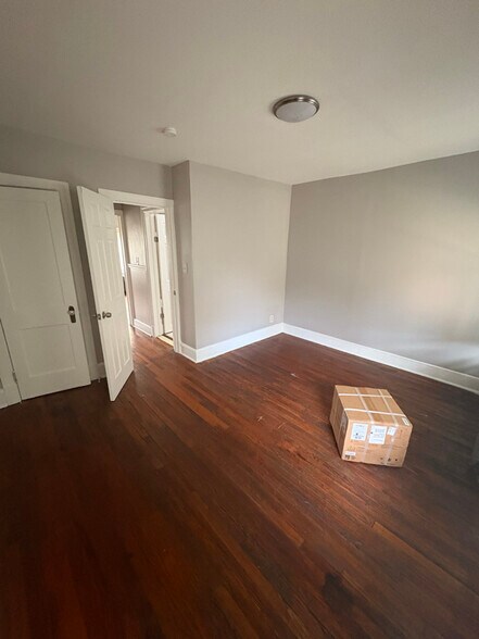 Building Photo - 2648 W Lafayette Ave