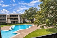 Building Photo - 3035 Walnut Bend Ln