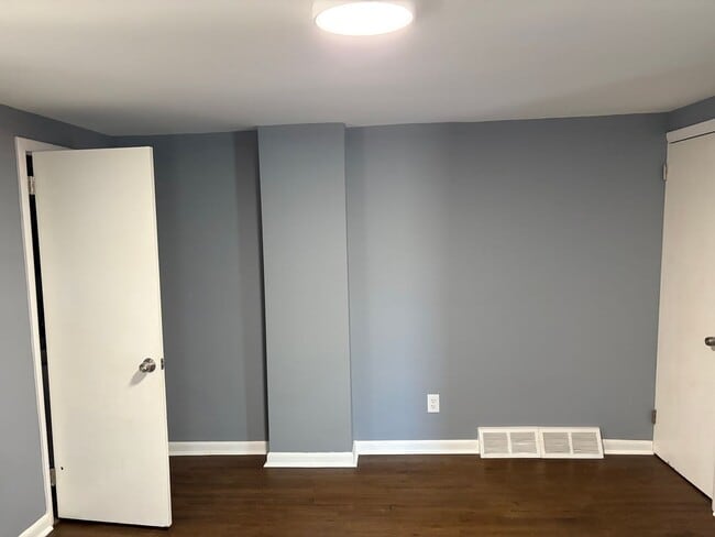 Building Photo - Fully Renovated 2BR/1.5BA Twin Home on Corner Lot-Move in Ready