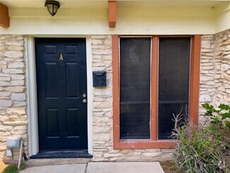Building Photo - 7206 Creekside Dr