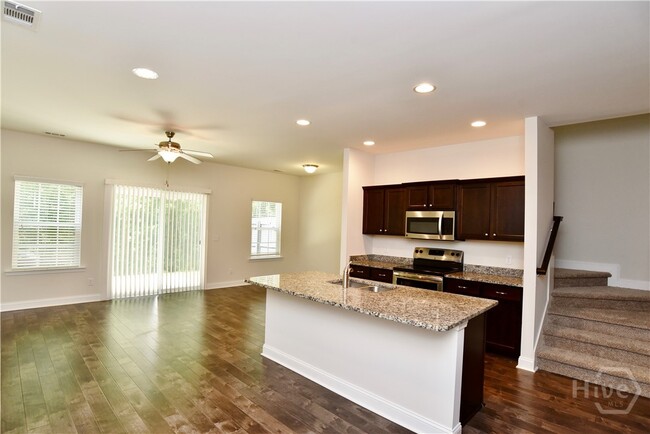 Building Photo - 411 Ferguson Ln