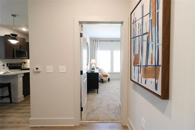 Building Photo - 300 Hwy 81