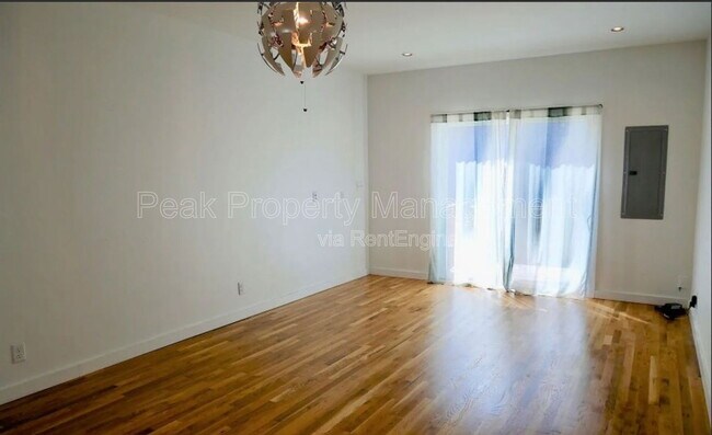 Building Photo - 2521 O St