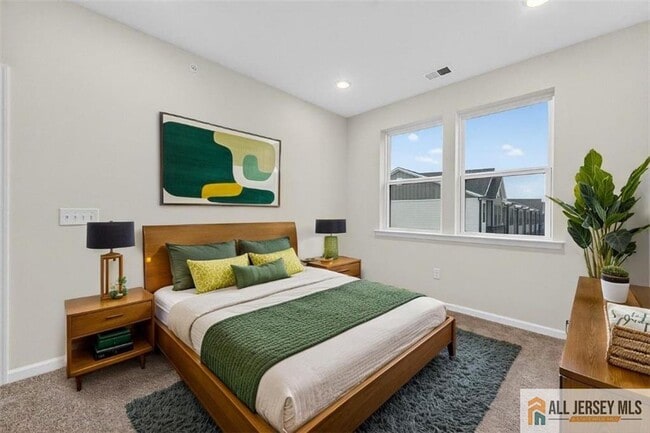 Building Photo - 505 Sadie Cir