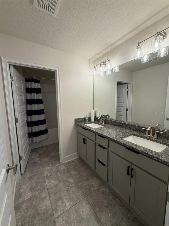 Building Photo - 3828 Sagefield Dr