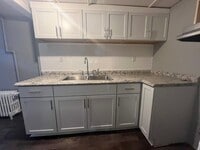 Building Photo - 1727 Reaney Ave E