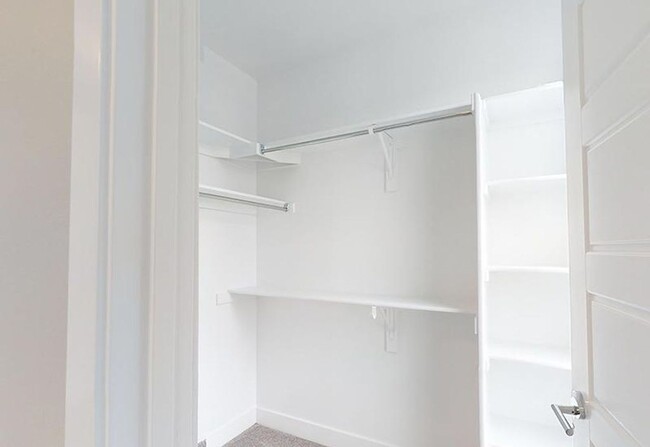 Building Photo - New Construction 3 Bedroom Townhomes with ...