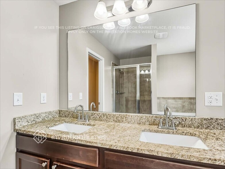 Building Photo - 2131 Theberton Trail