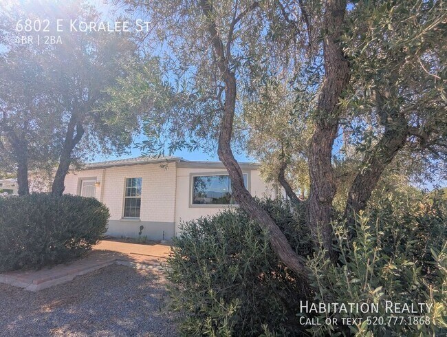 Building Photo - 6802 E Koralee St