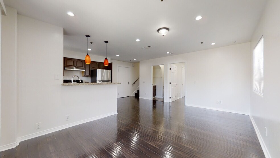 Building Photo - 121 S Rampart Blvd