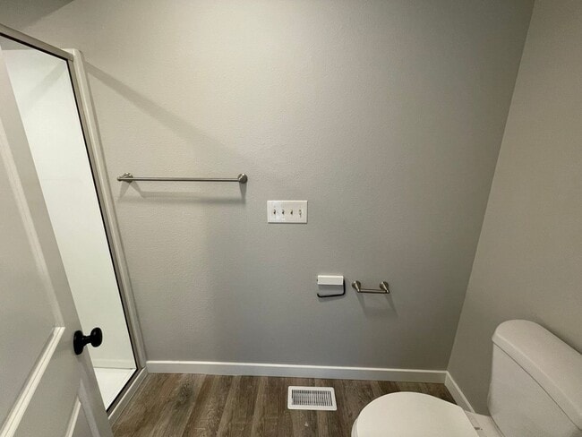 Building Photo - 27 Acres of Private Valley Remodeled Home In Damascus 3Bd/3Ba with Basement!!! Beautiful Deck wit...