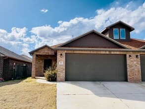 Building Photo - 9804 Avenue U