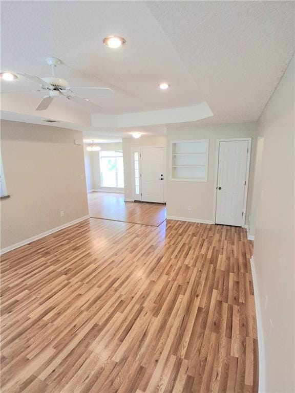 Building Photo - 43 Shadowlake Ct
