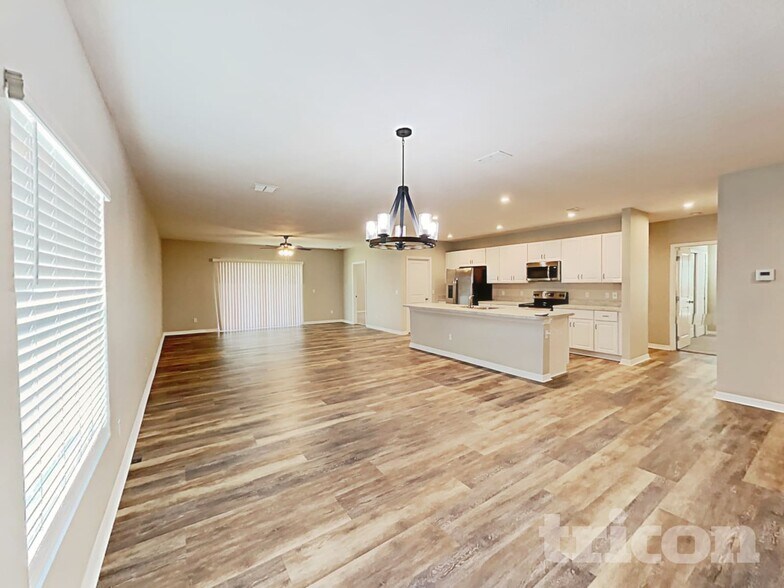 Building Photo - 95 Prairie Falcon Dr