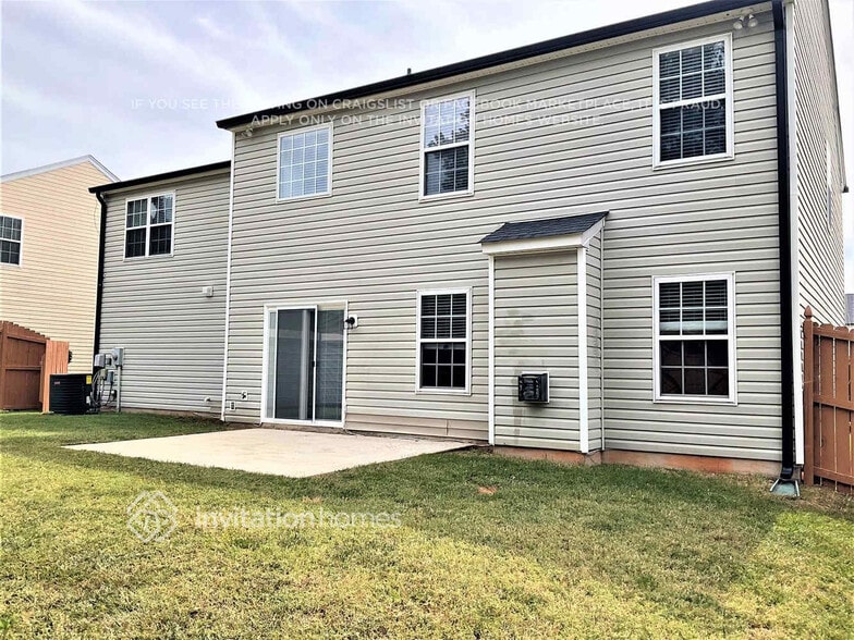 Building Photo - 12027 Chantress Ln