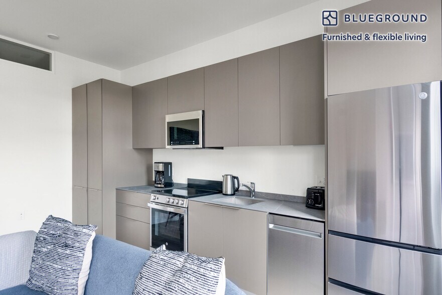 Building Photo - 1324 North Capitol St NE