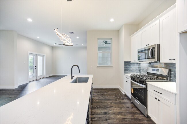 Building Photo - 3406 Rawley St