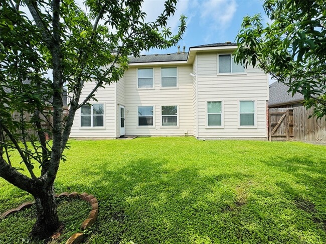 Building Photo - 8003 Beech Park Ln