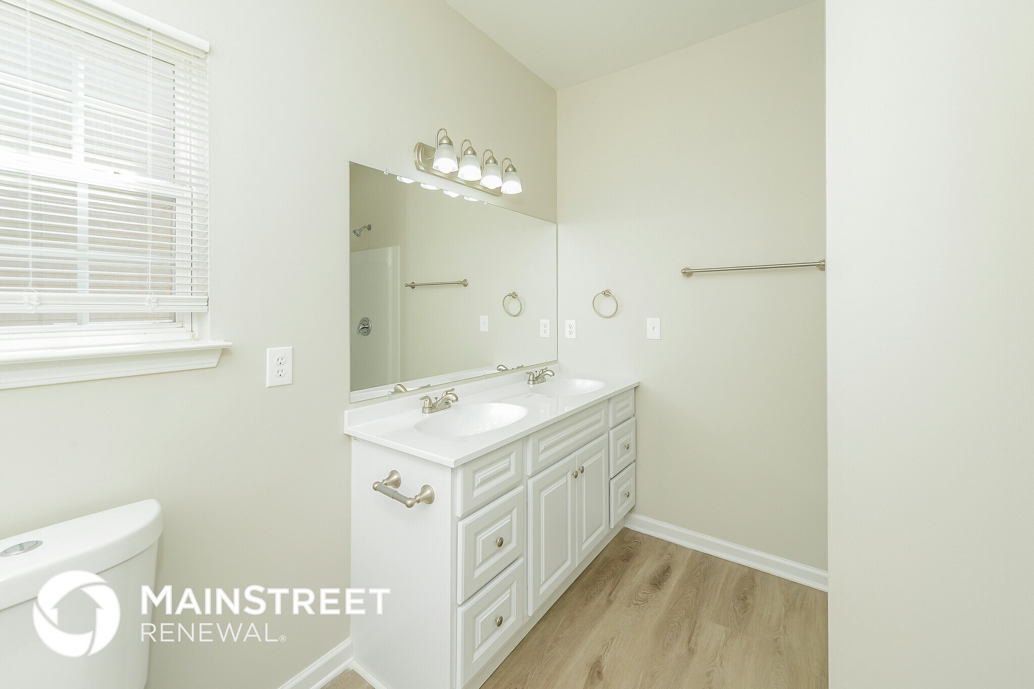 Building Photo - 4182 Shadetree Dr