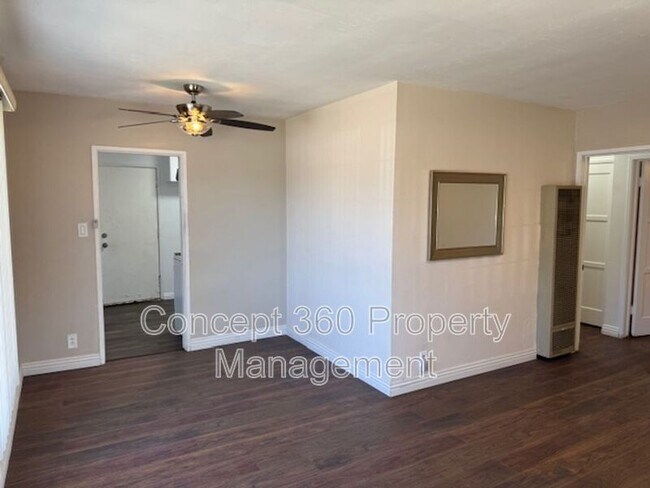 Building Photo - 406 E 135th St