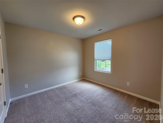 Building Photo - 1127 Oswald T Dr