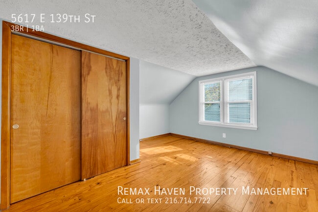 Building Photo - 5617 E 139th St