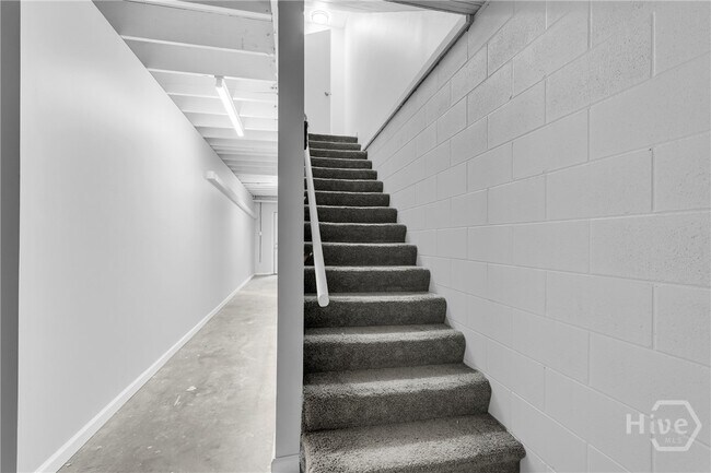 Building Photo - 2612 Whatley Ave