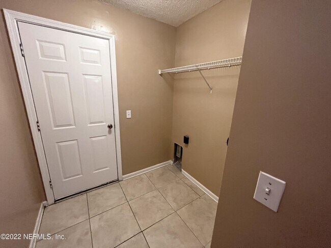 Building Photo - 3742 W Star Leaf Rd