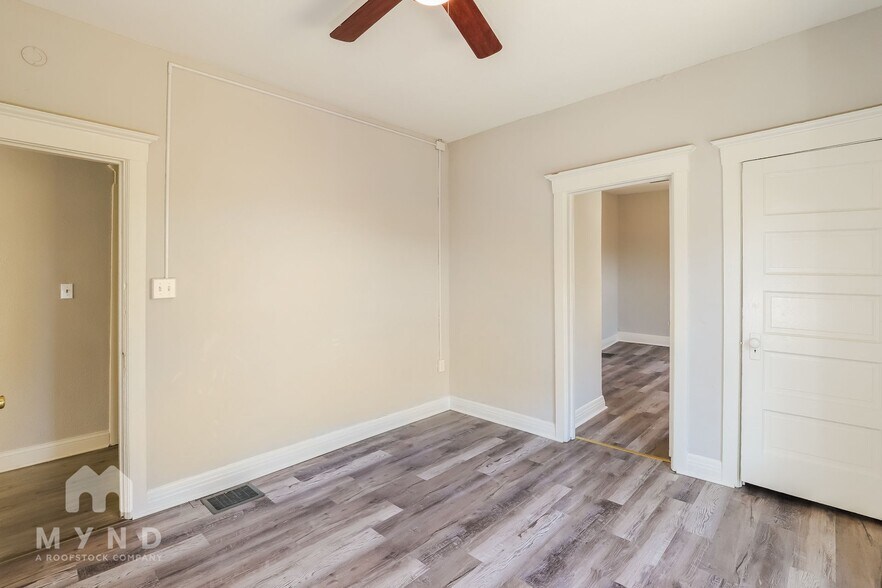 Building Photo - 2018 E 30th St