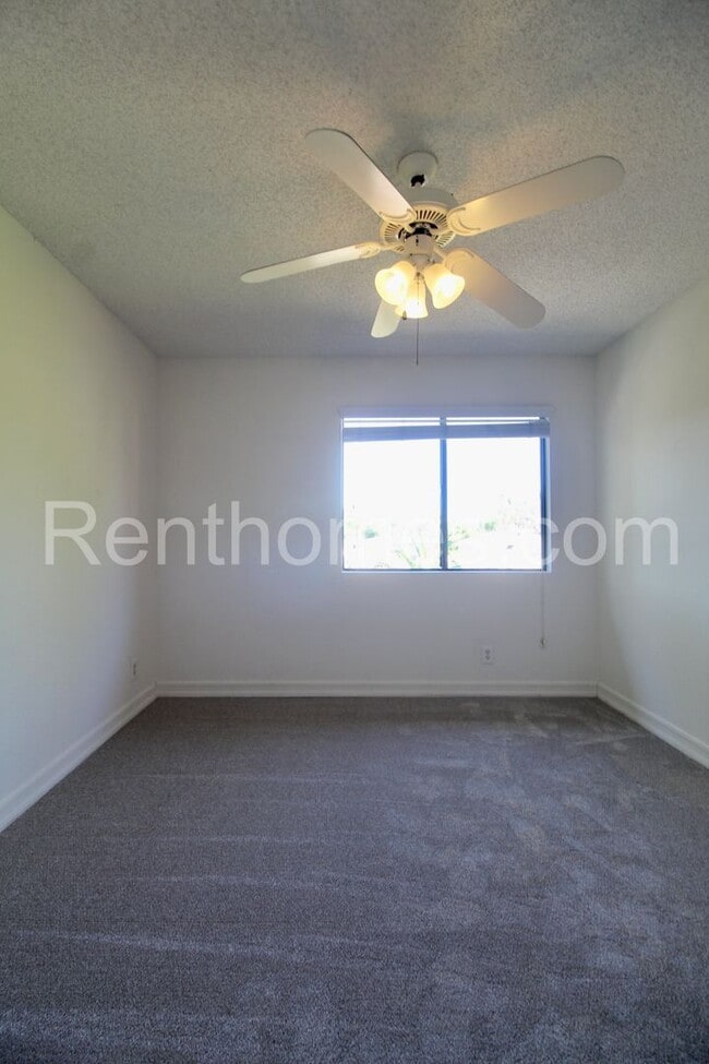 Building Photo - 10808 Red Fern Cir