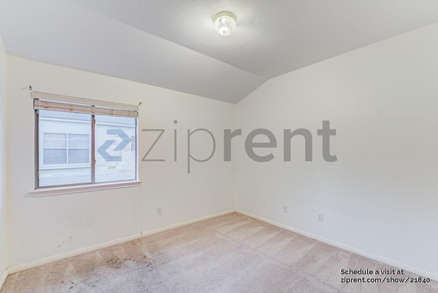 Building Photo - 1716 Kingston Lacy Blvd
