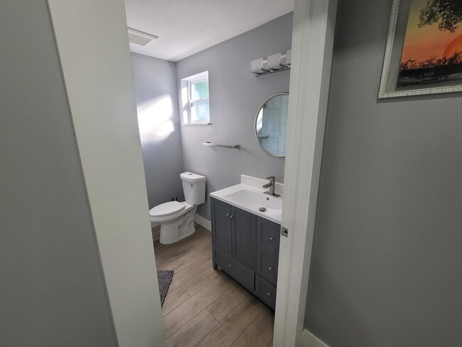 Building Photo - 106 E Chandler Rd