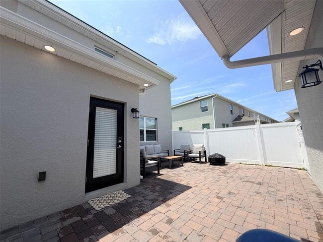 Building Photo - 15767 Water Spring Blvd
