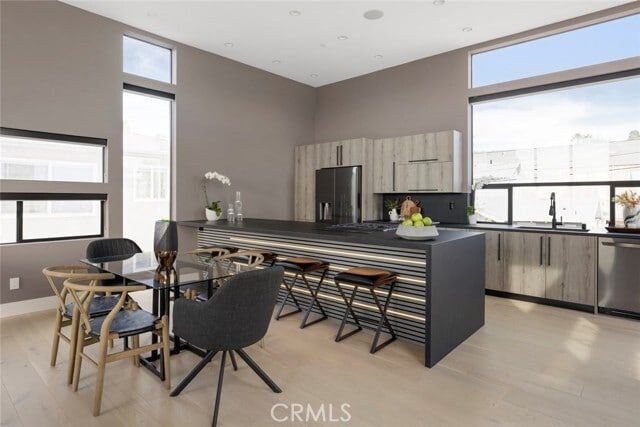 Building Photo - 3620 Ellsworth St