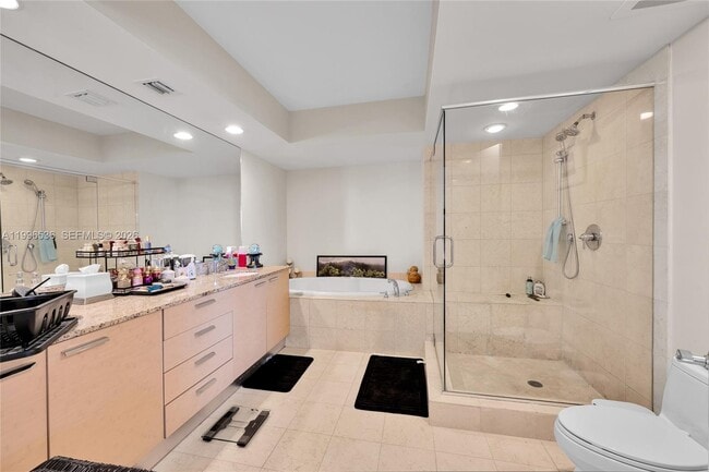 Building Photo - 1850 S Ocean Dr