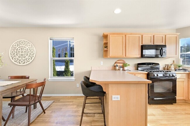 Building Photo - 4160 Deemer Rd
