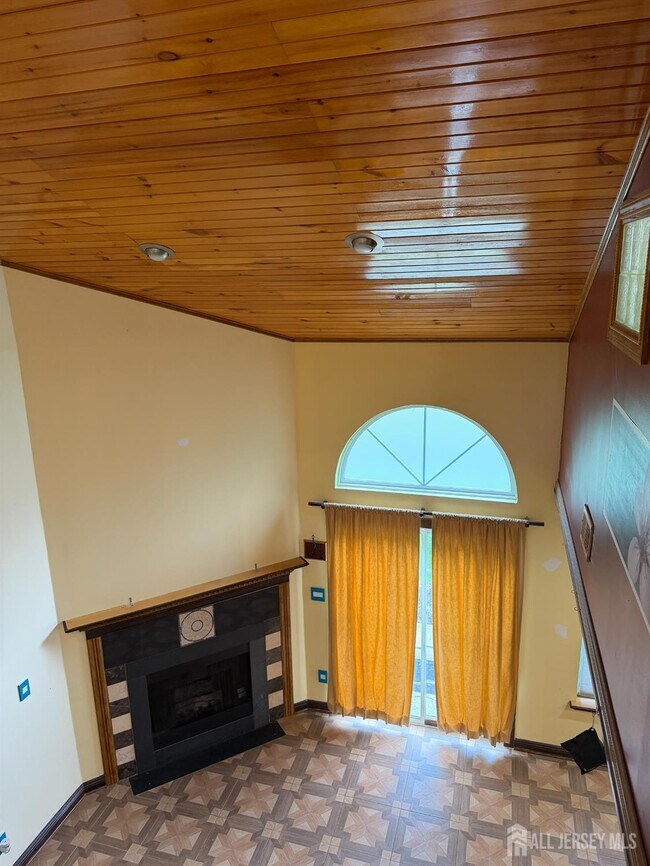 Building Photo - 176 Nebula Rd