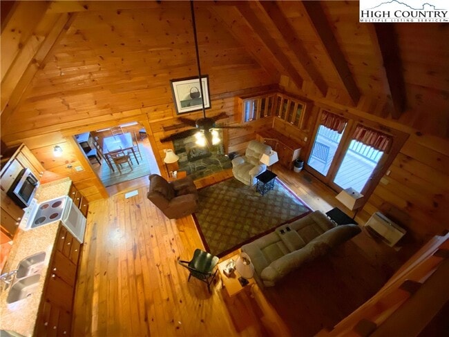 Building Photo - 329 Ballou Mills Rd