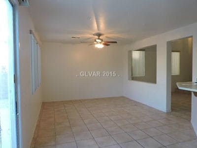 Building Photo - Large 4 bedroom home!  A must see!
