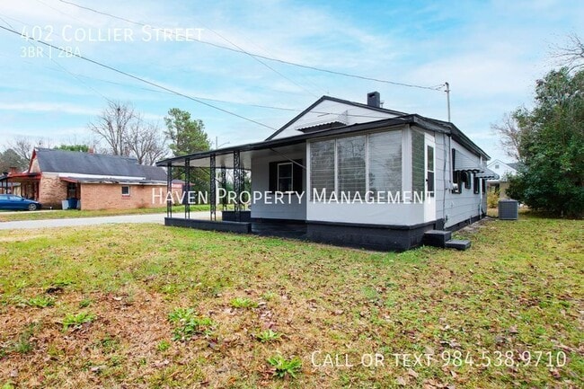 Building Photo - 402 Collier St