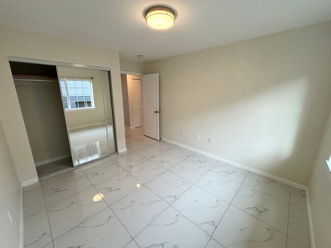 Building Photo - 118 Kaloko Lane